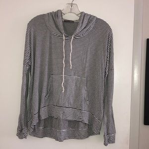 American eagle lightweight hoodie